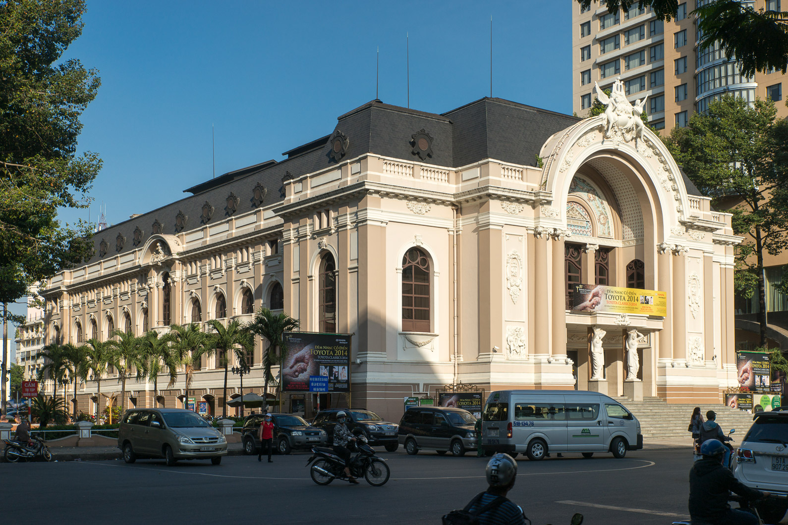 20141118 153345 Oper von Ho Chi Minh City